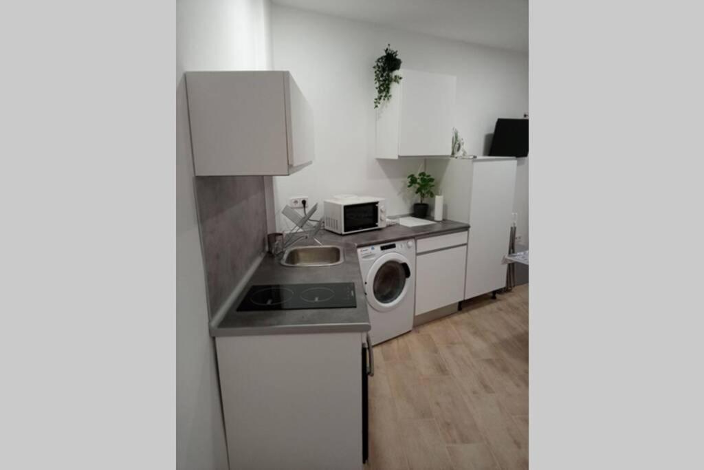 Apartamentos En Alameda Junto Al Corte Ingles Картахена Екстериор снимка