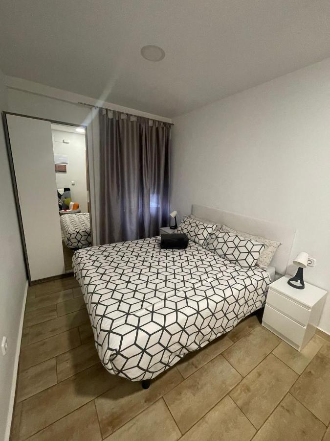 Apartamentos En Alameda Junto Al Corte Ingles Картахена Екстериор снимка